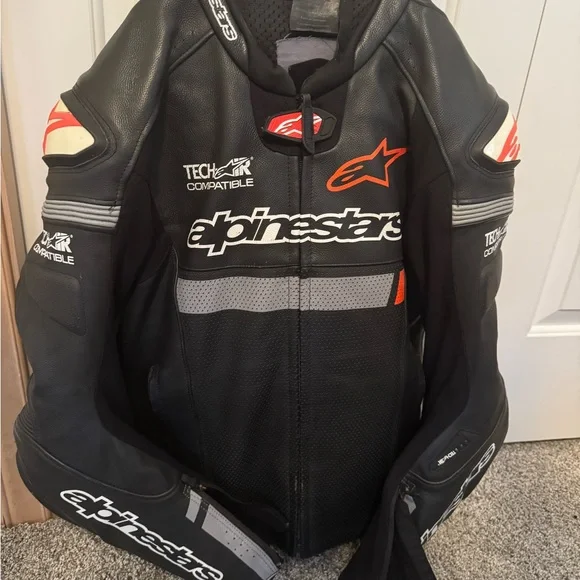 Alpinestars GP Plus R Leather Motorcycle Jacket Tech-Air Compatible Size 42 - Picture 2 of 8